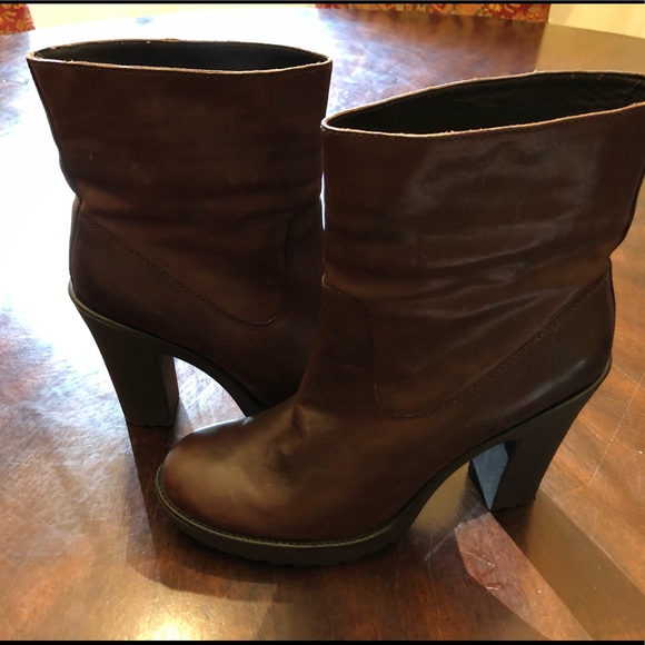 NWOT Coach boots - Picture 1 of 6
